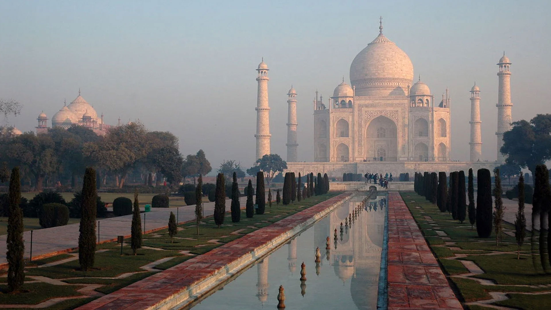 Explore the beauty of India including a beach stay in Goa