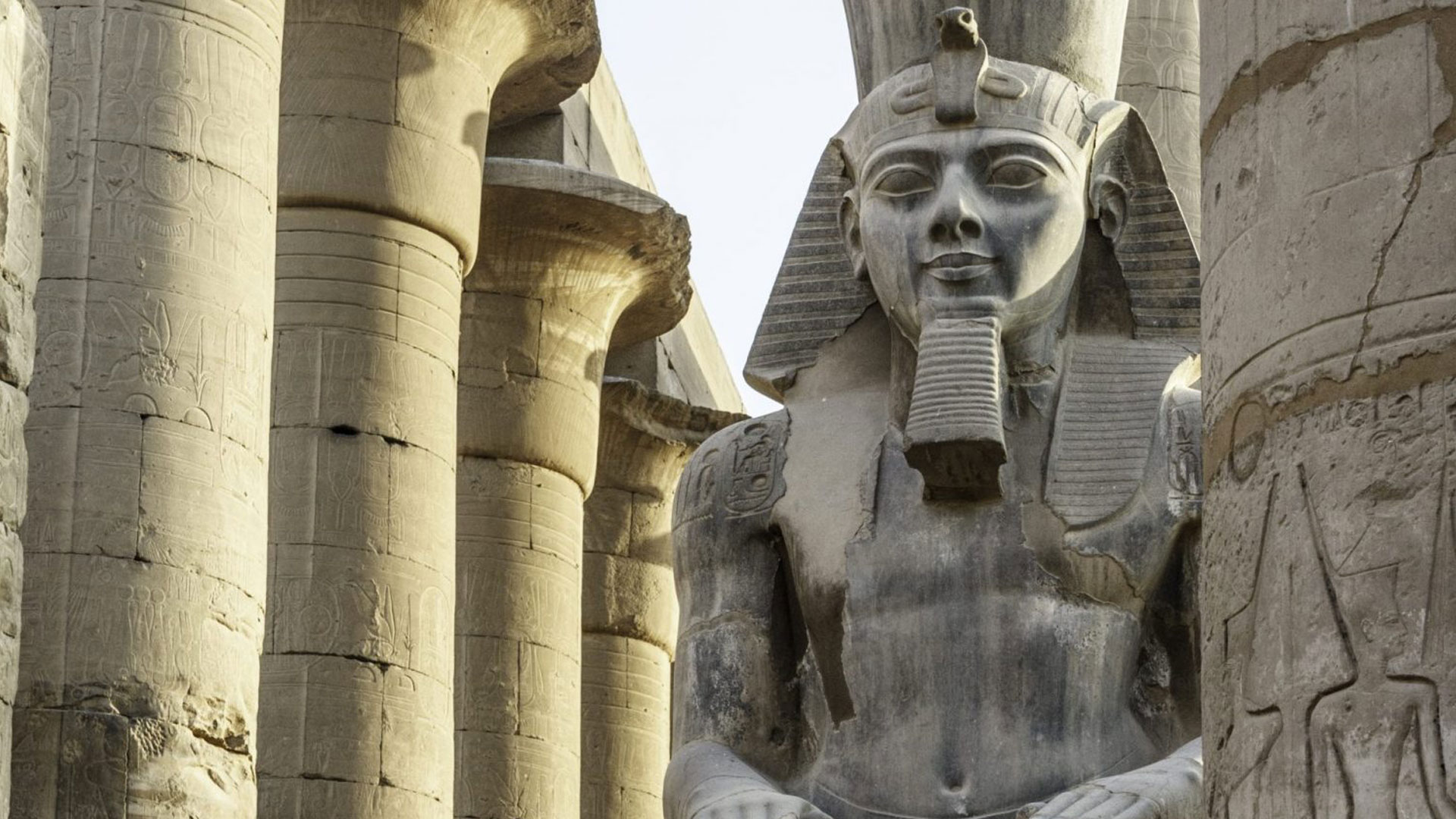 Experience a full lunar eclipse in Luxor!