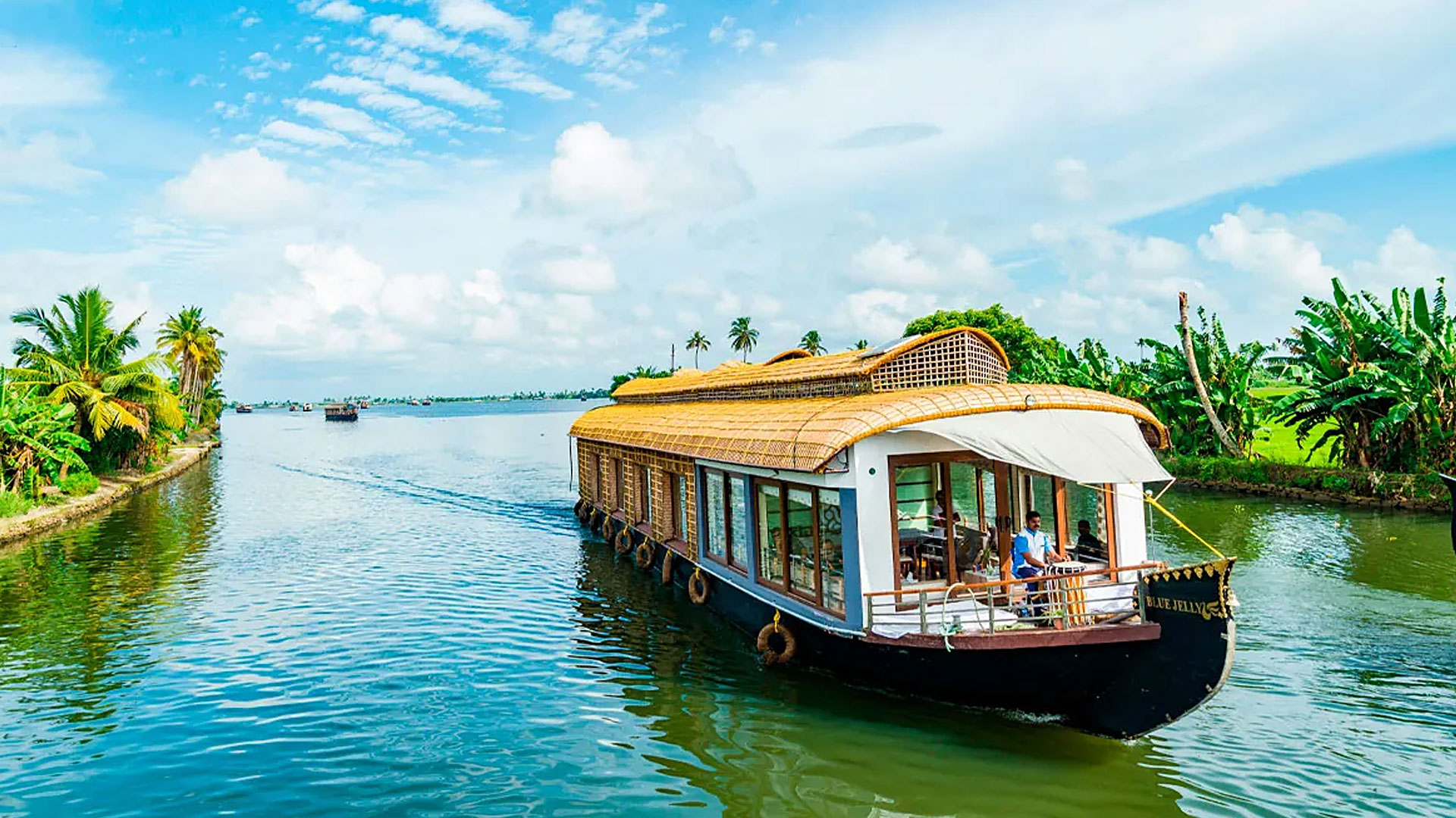 Explore the wonders of Kerala