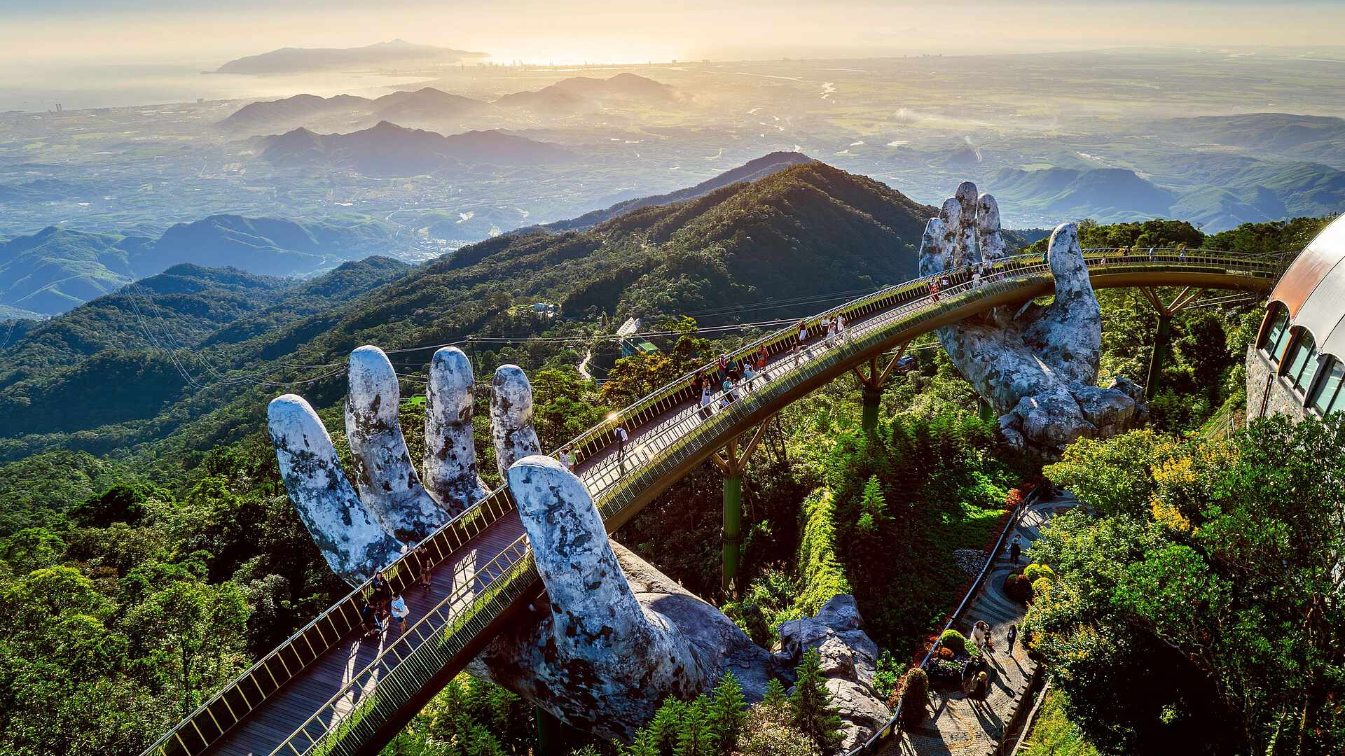 Enjoy vibrant Vietnam