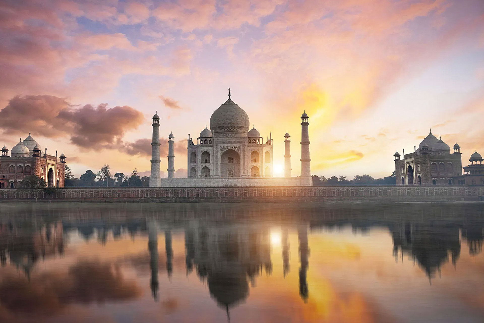 Experience the breath-taking beauty of India