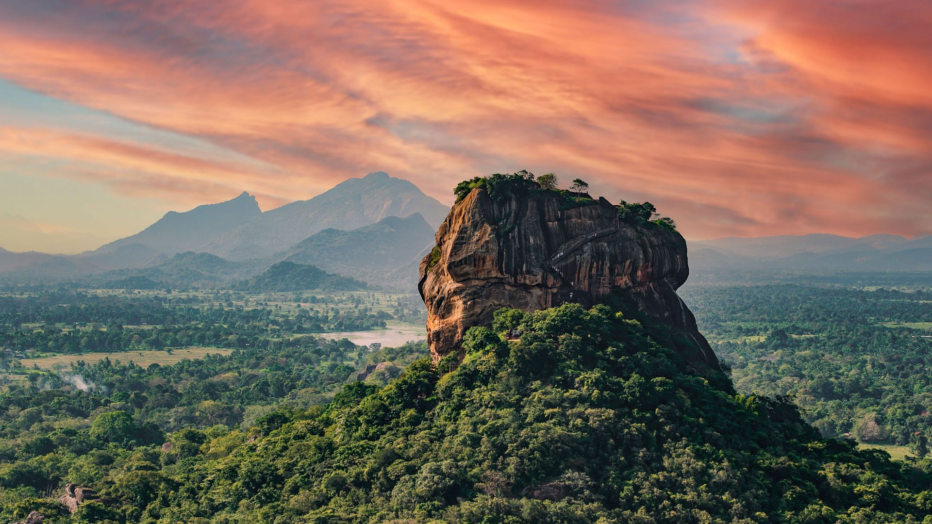 Enjoy private tour of Sri Lanka and a stunning beach stay!
