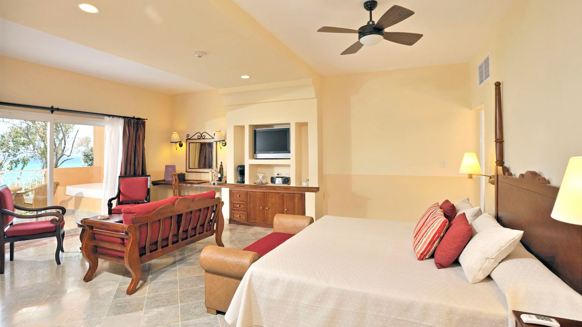 Paradisus Rio de Oro Hotel
