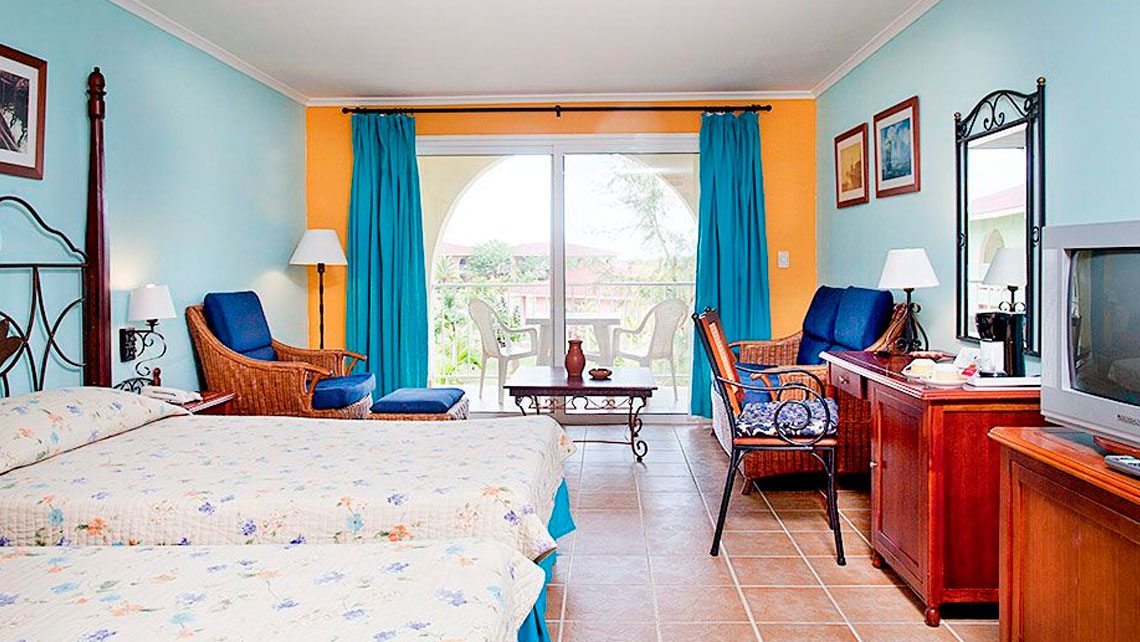 Memories Caribe Beach Resort