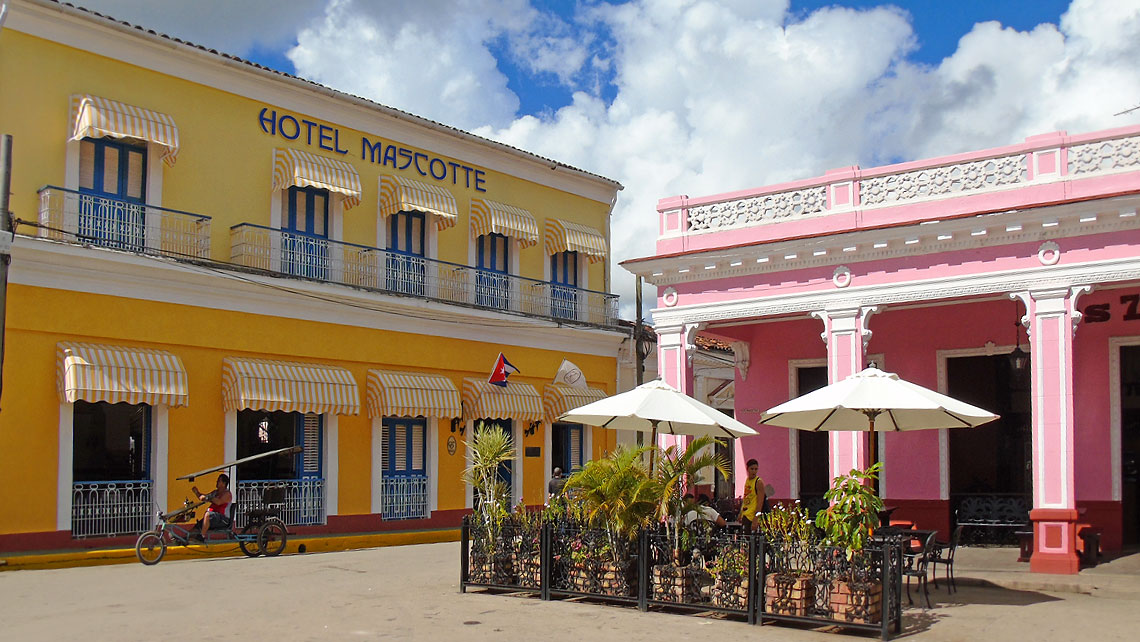 Encanto Mascotte Hotel