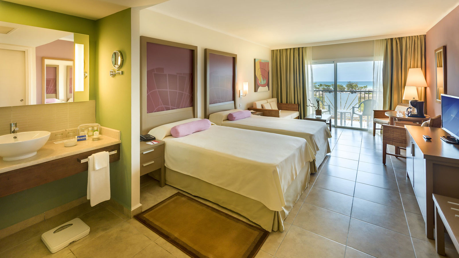 Melia Jardines del Rey Hotel